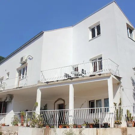 With A Parking Space Mali 3*