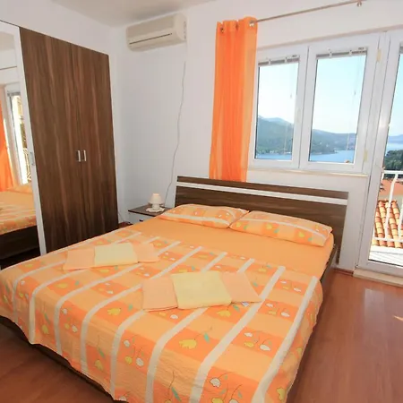 Guest house With A Parking Space Mali Zaton (Dubrovnik-Neretva)