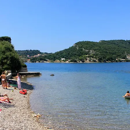 With A Parking Space Mali Casa de hóspedes 3*