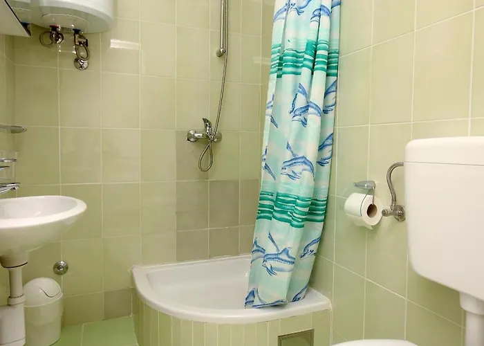 With A Parking Space Mali بيت ضيافة زاتون